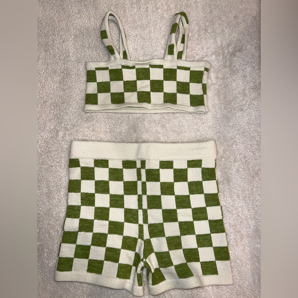 Checker Knit Belle the Label Set in Green and Cream - Picture 5 of 8